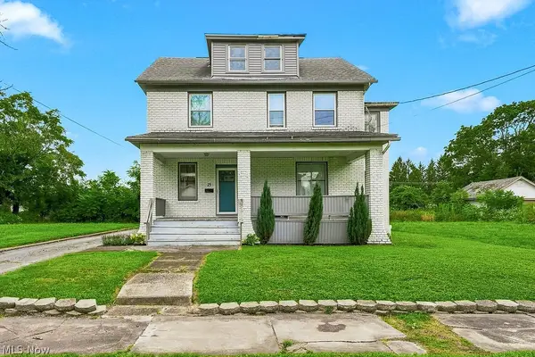 25 Russell Avenue, Niles, OH 44446