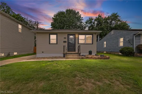 138 Thorlone Avenue, Akron, OH 44312