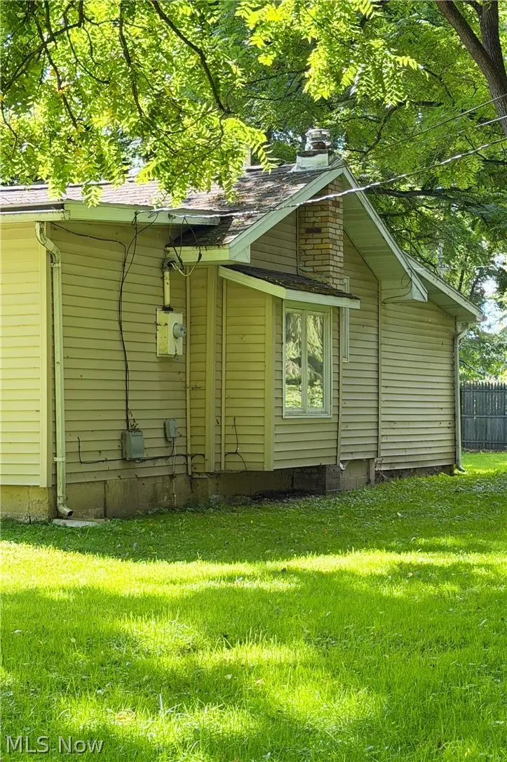 35930 Highland Drive, Eastlake, OH 44095 - #2