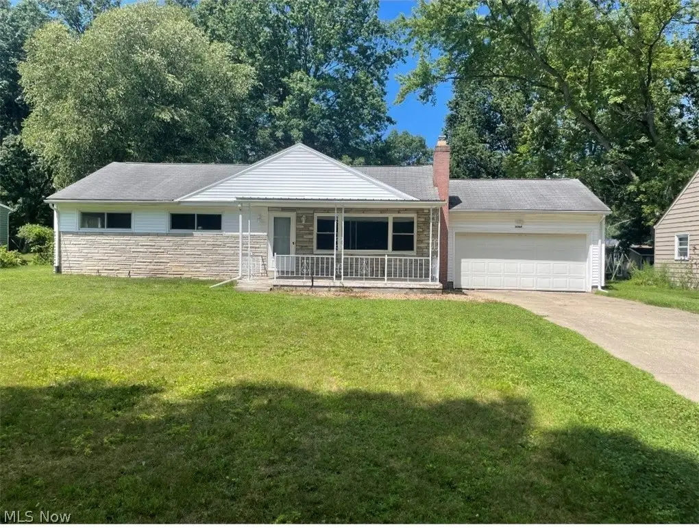 3364 Glen Oaks Drive, Youngstown, OH 44511 - #1
