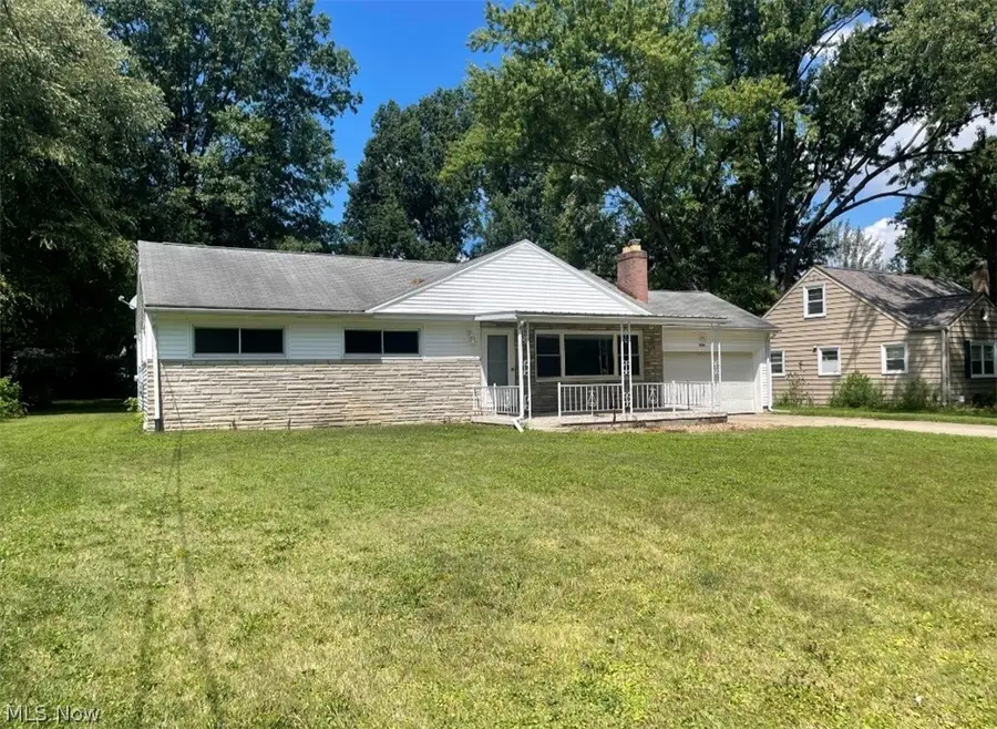 3364 Glen Oaks Drive, Youngstown, OH 44511 - #2