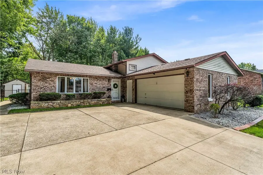 3666 Sleepy Hollow Road, Brunswick Hills, OH 44212 - #2