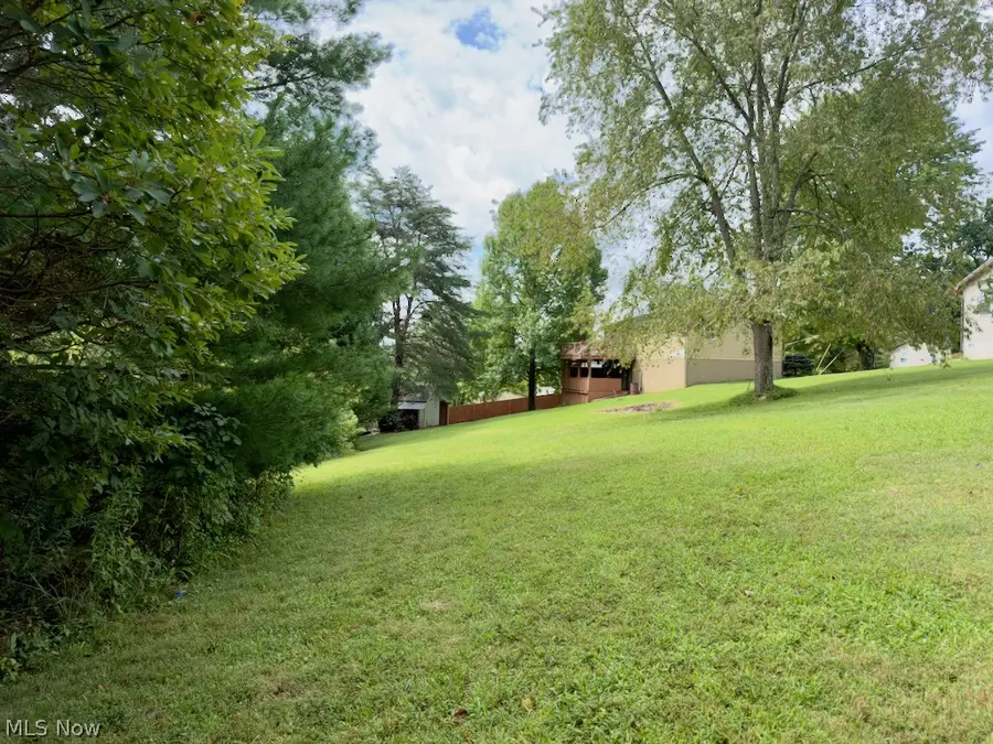 29 Hickory Drive, Little Hocking, OH 45742 - #3