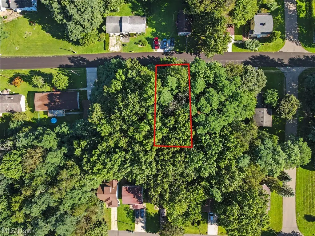 Massachusetts Se Avenue, Massillon, OH 44646 - #1