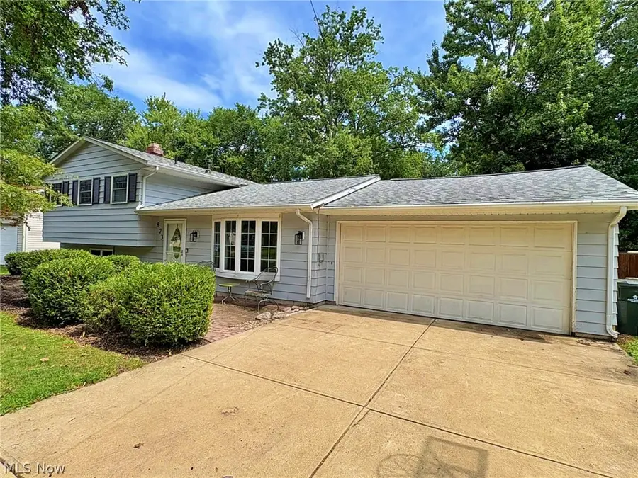 873 W Shore Boulevard, Sheffield Lake, OH 44054 - #2