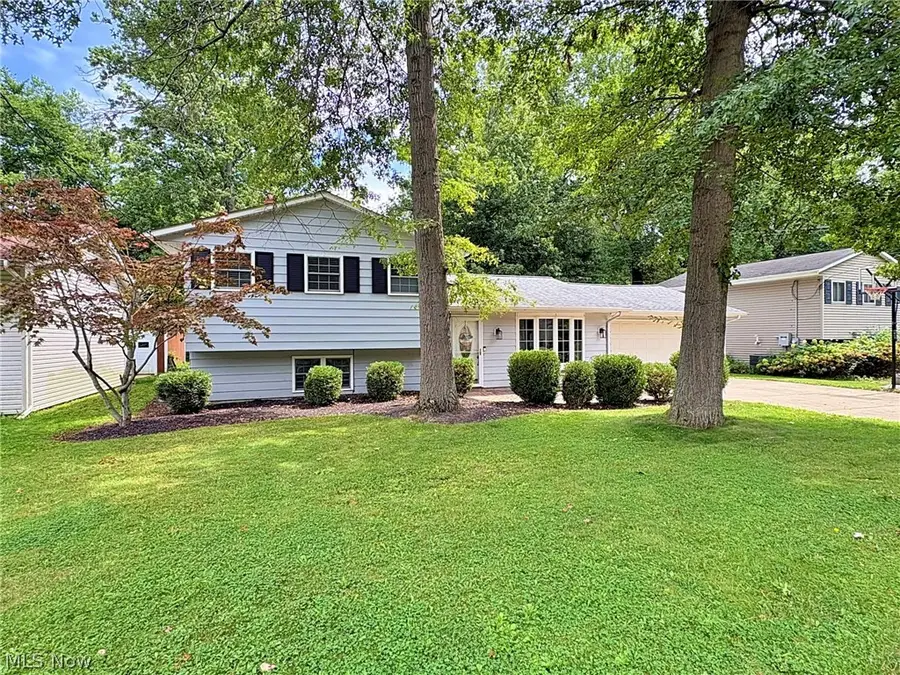 873 W Shore Boulevard, Sheffield Lake, OH 44054 - #3