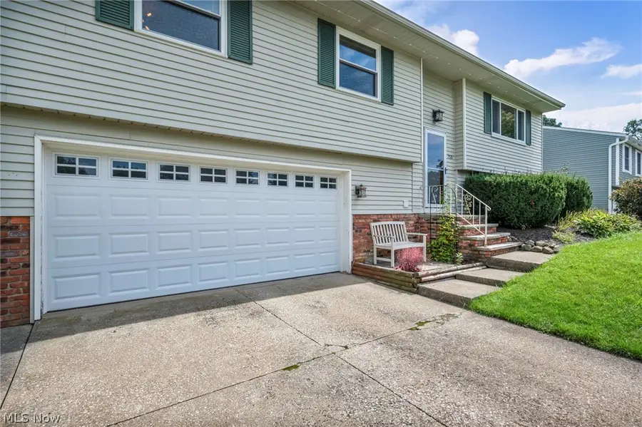 753 Poplar Drive, Brunswick, OH 44212 - #3