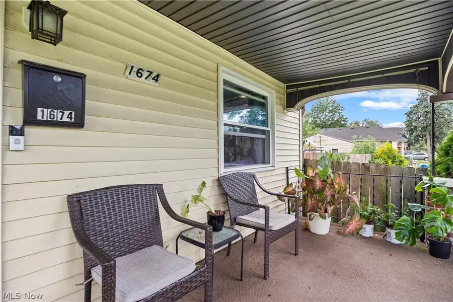 1674 E 32nd Street, Lorain, OH 44055 - #2