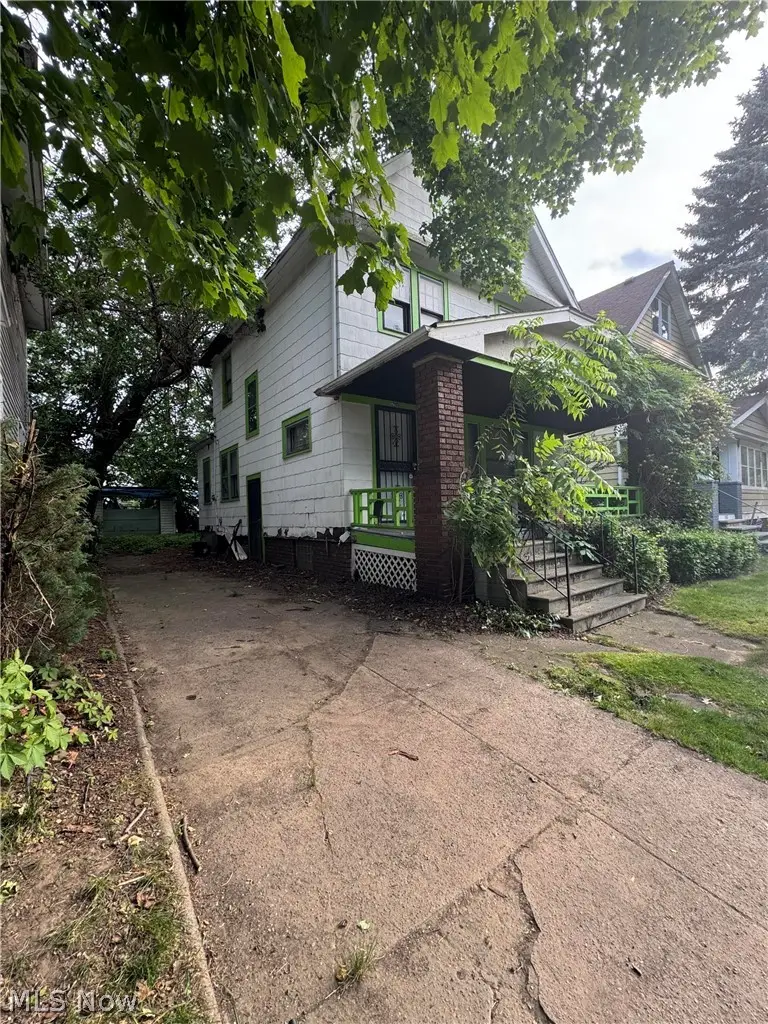 12700 Maple Avenue, Cleveland, OH 44108 - #2