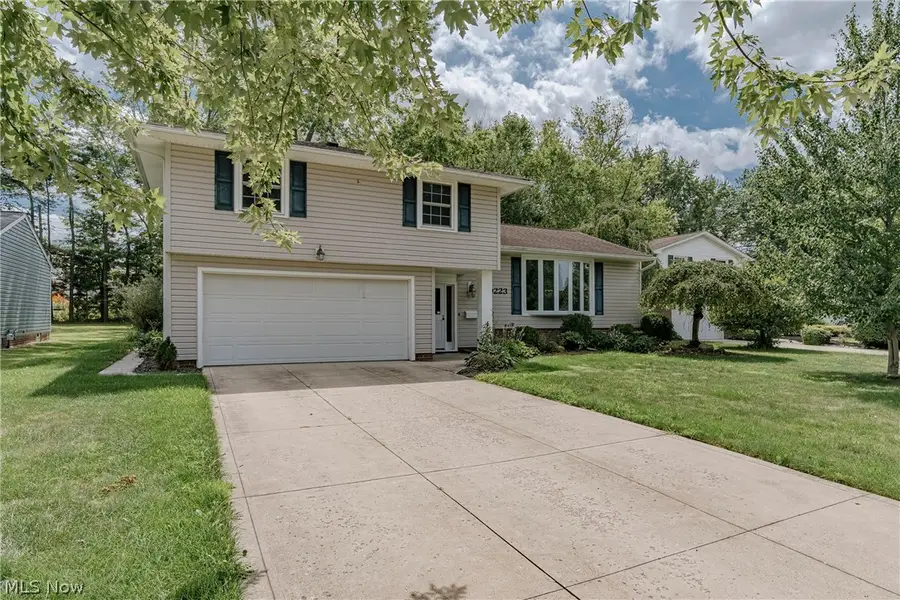 30223 Chatham Point Drive, Bay Village, OH 44140 - #2