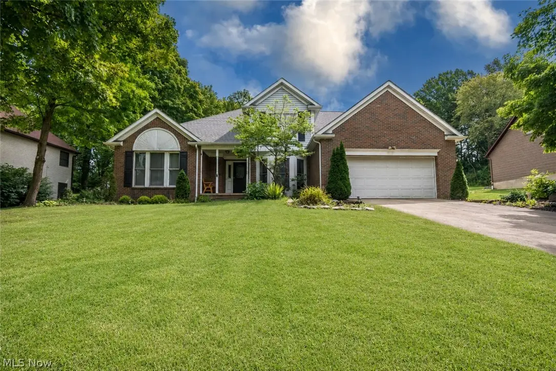 2885 Valley Road, Cuyahoga Falls, OH 44223 - #1