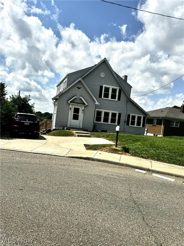 277 Lovers Lane, Steubenville, OH 43953 - #2