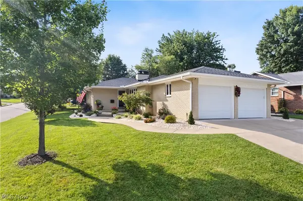 2111 Lewis Avenue, Parkersburg, WV 26104