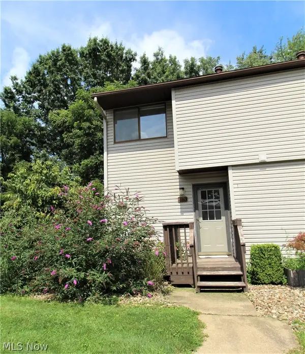 1128 Townsview Place, Wooster, OH 44691
