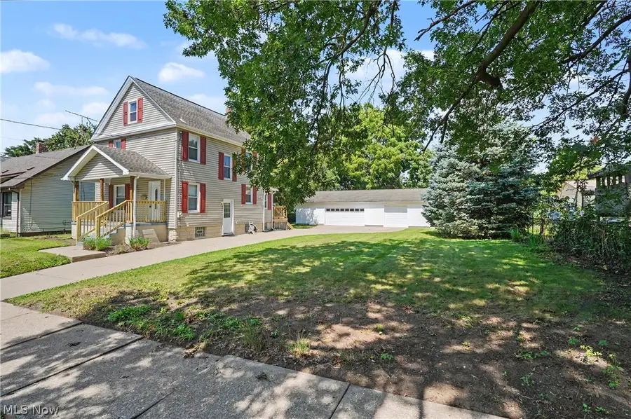 1233 Mcintosh Avenue, Akron, OH 44314 - #2