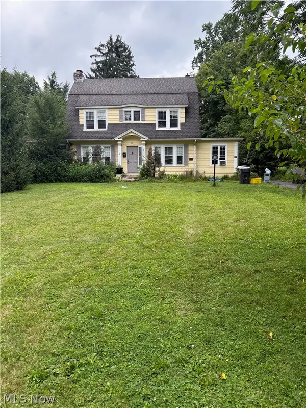44 Forest Hill Road, Boardman, OH 44512