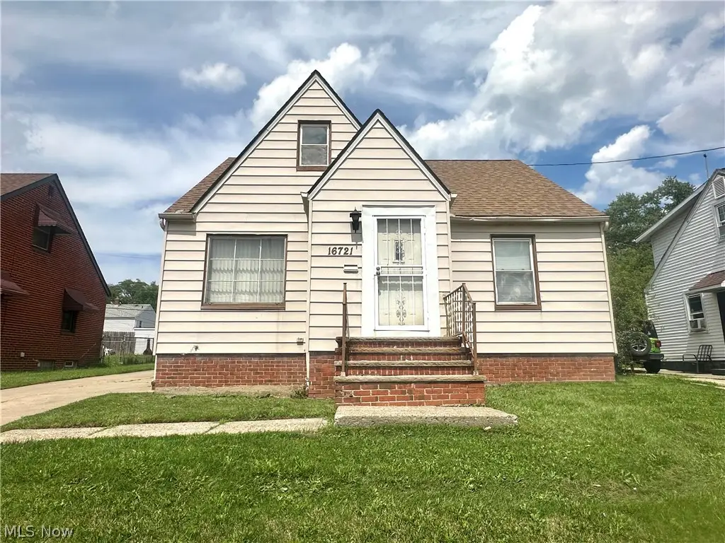 16721 Harvard Avenue, Cleveland, OH 44128 - #1