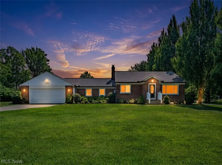31950 Chardon Road, Willoughby Hills, OH 44094 - #2