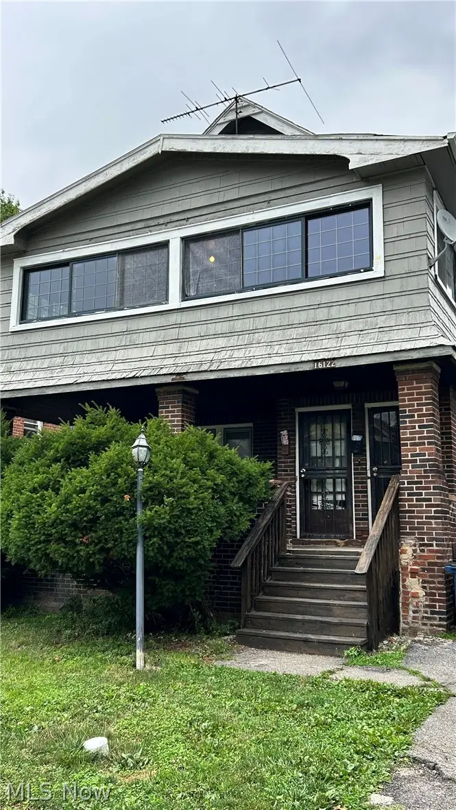 16122 Greyton Road, East Cleveland, OH 44112 - #2