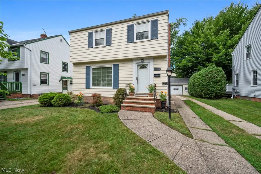 24231 Yosemite Drive, Euclid, OH 44117 - #2