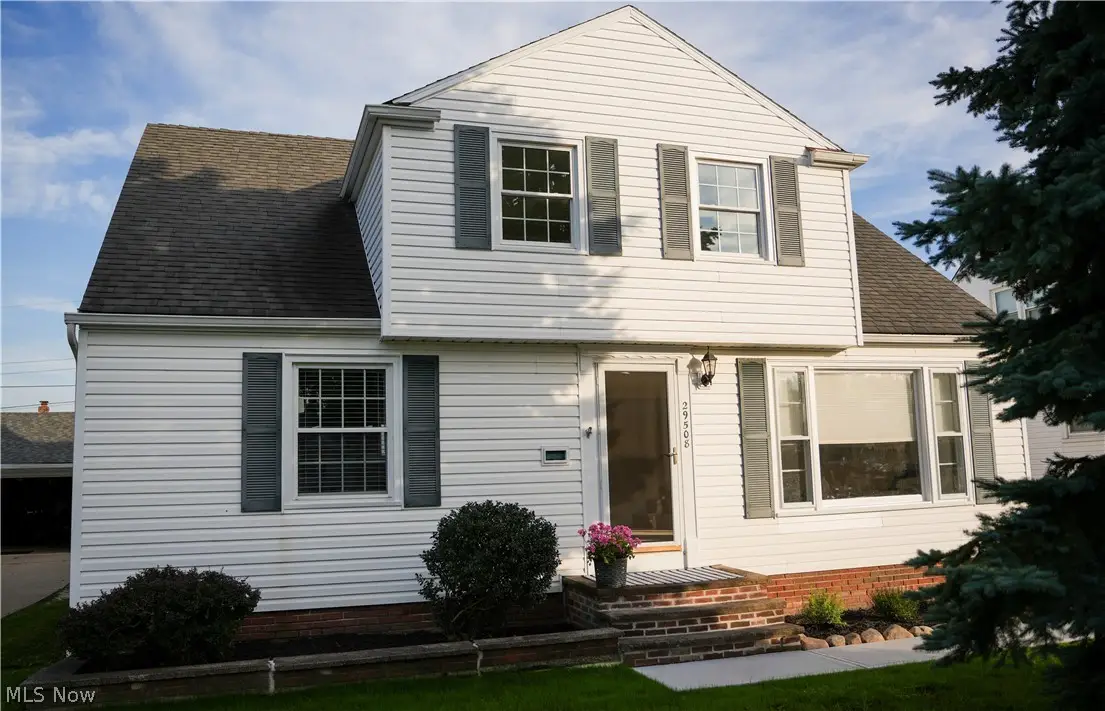29508 Woodway Drive, Wickliffe, OH 44092 - #1