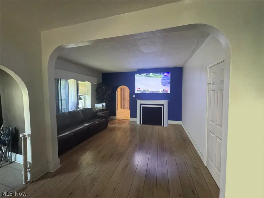 1326 W 95th Street, Cleveland, OH 44102 - #2