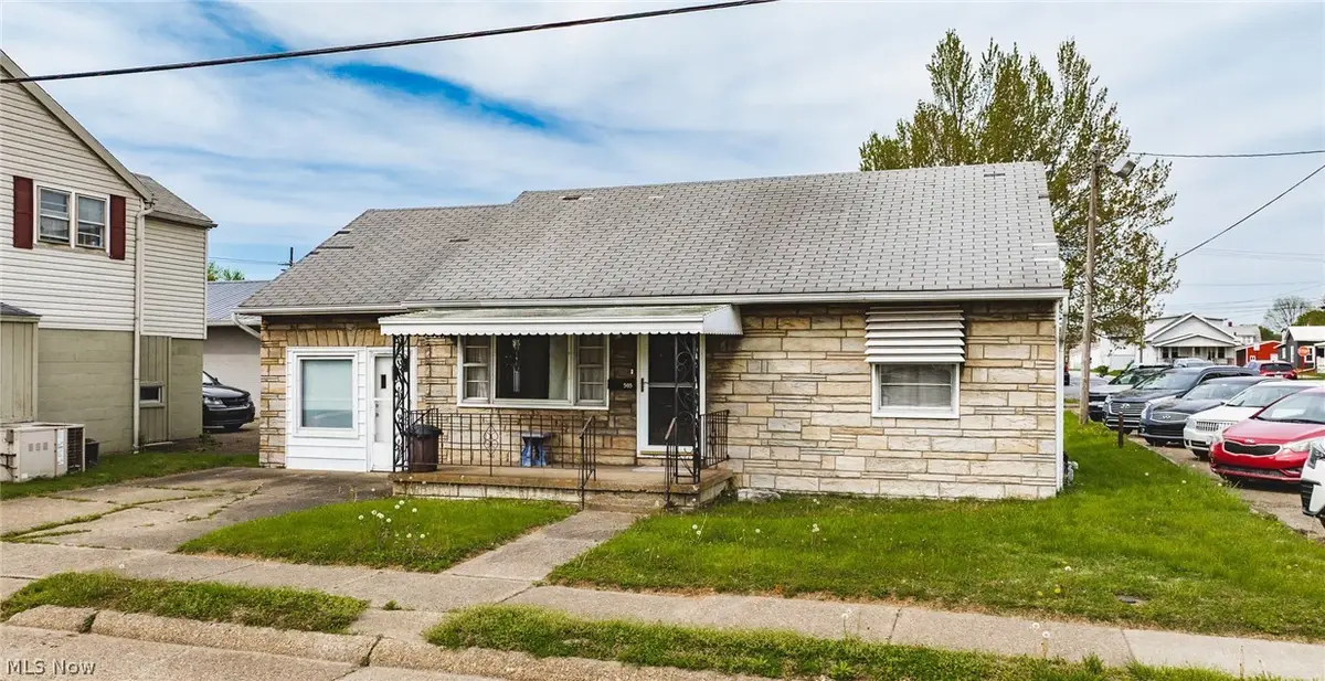 505 27th Street, Vienna, WV 26105 - #1