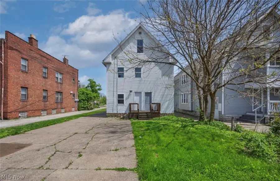 1516 W 116th Street, Cleveland, OH 44102 - #2