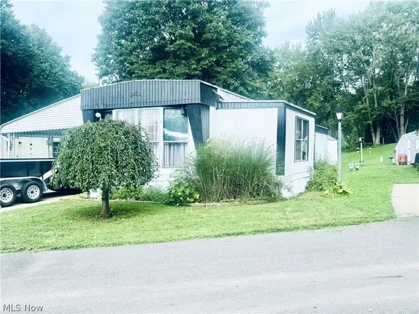 7443 Spillway #41, Lisbon, OH 44431