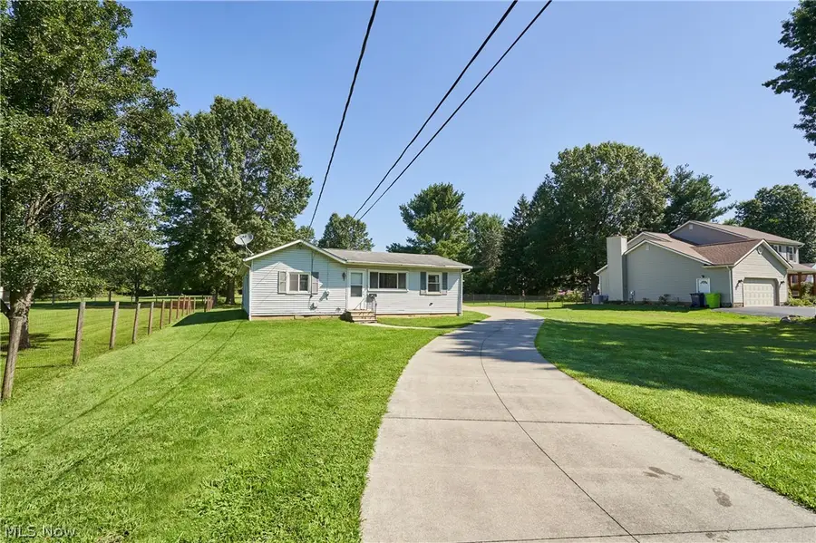 1121 Eastwood Avenue, Tallmadge, OH 44278 - #2