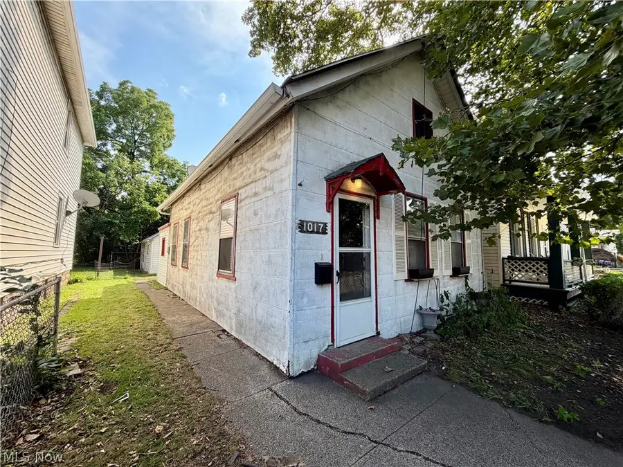 1015-1017 Auburn Avenue, Cleveland, OH 44113 - #2