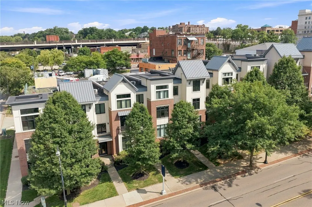 115 N Howard Street, Akron, OH 44308 - #1