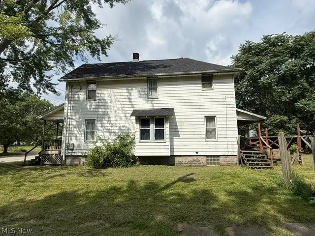 506 Hall Nw Street, Warren, OH 44483 - #2