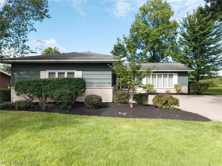 5058 Millwood Drive, Broadview Heights, OH 44147 - #2