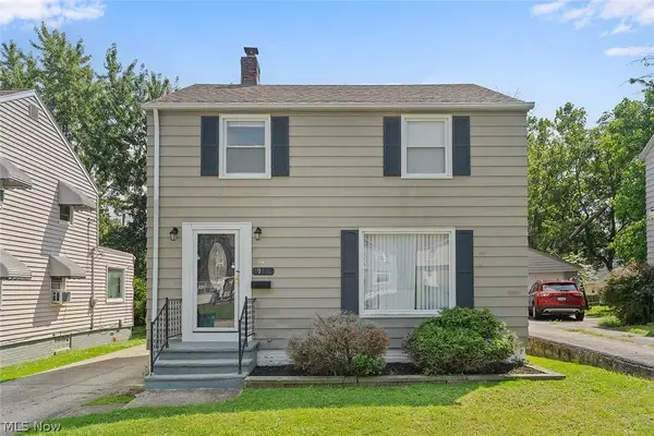 19316 Milan Drive, Maple Heights, OH 44137