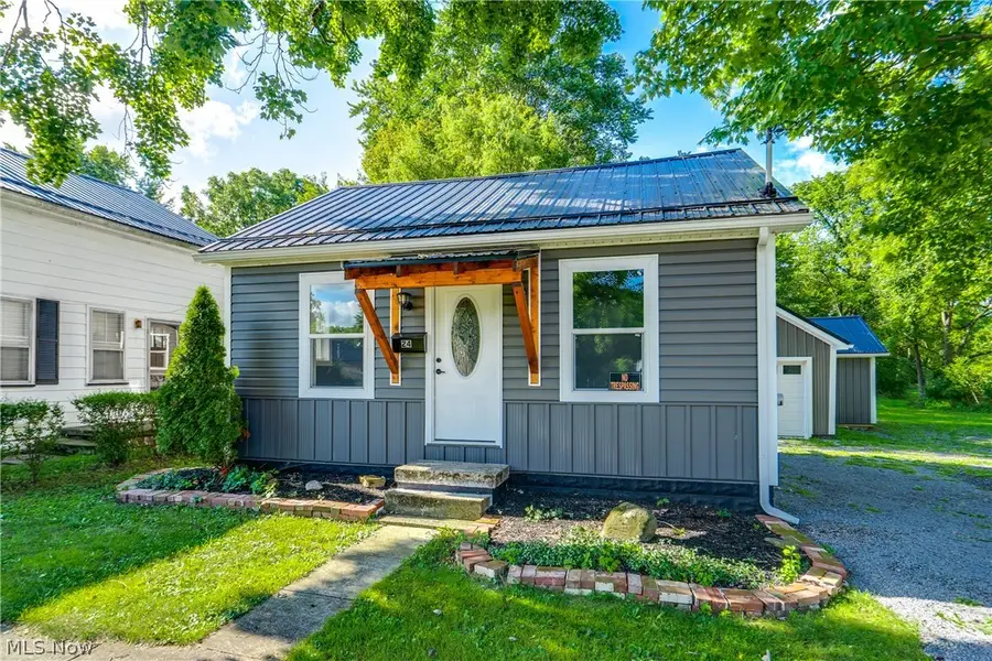 24 E Main Street, Newton Falls, OH 44444 - #2