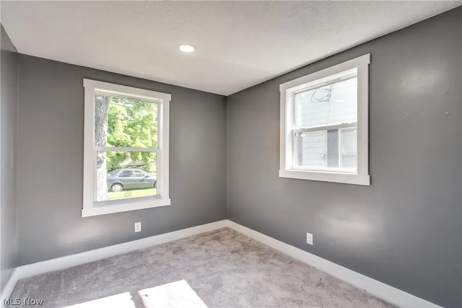 24 E Main Street, Newton Falls, OH 44444 - #3