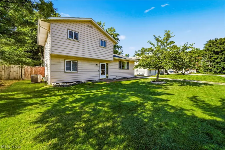 38102 Parkway Boulevard, Willoughby, OH 44094 - #3