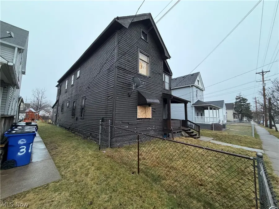 3185 W 58th Street, Cleveland, OH 44102 - #2