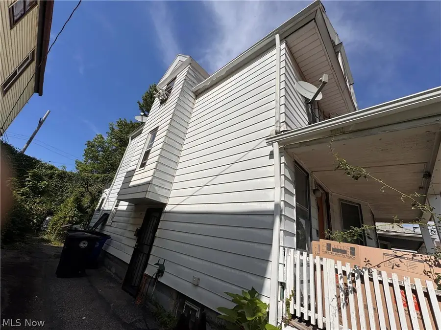 10907 Hull Avenue, Cleveland, OH 44106 - #3