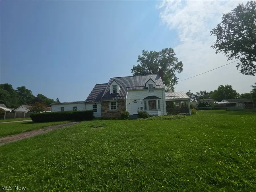 1408 Genesee Ne Avenue, Warren, OH 44483 - #3