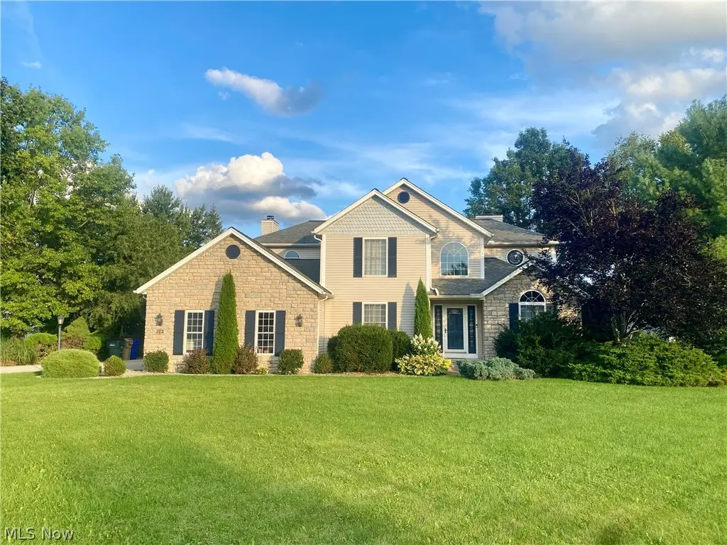 312 Middlestone Way, Cuyahoga Falls, OH 44223 - #1