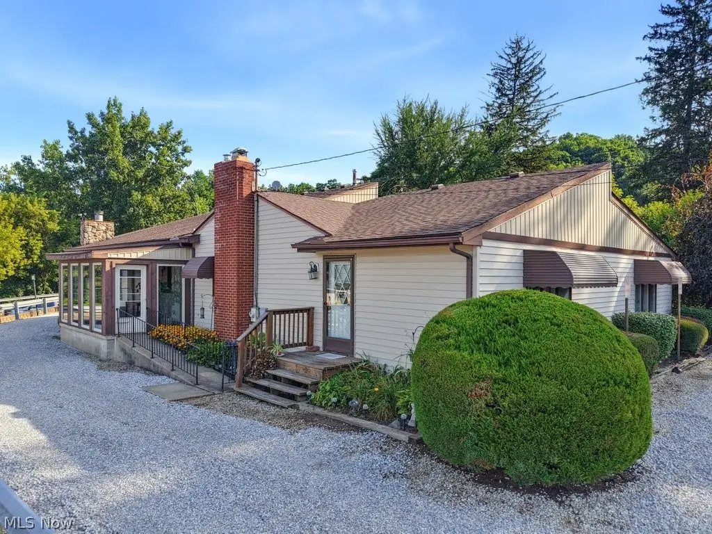 1177 W Portage Trail Extension, Cuyahoga Falls, OH 44223 - #1