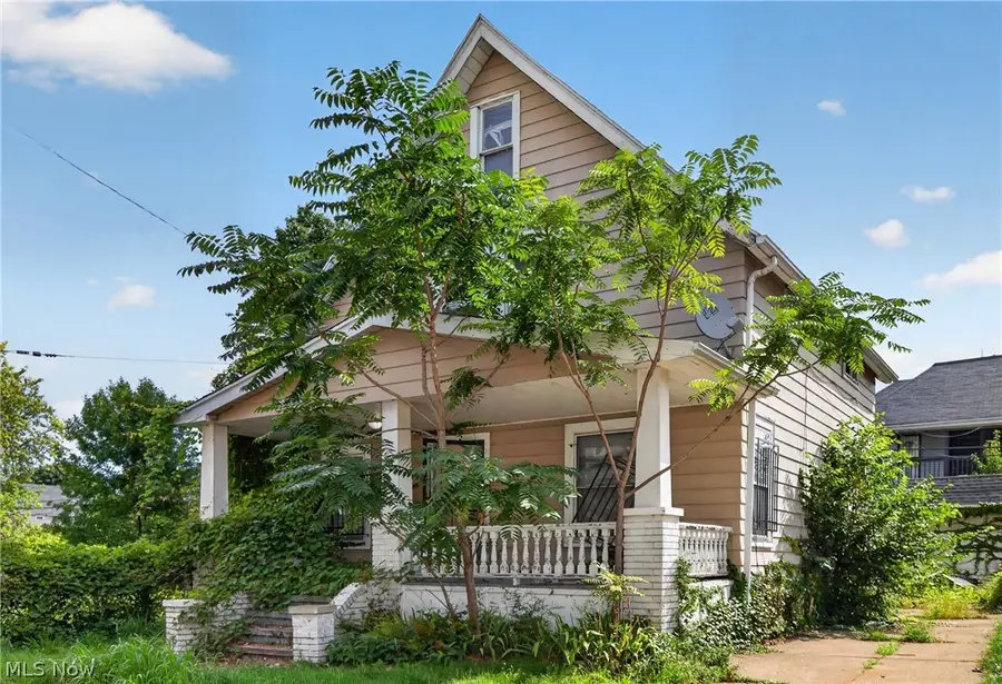 893 E 75th Street, Cleveland, OH 44103 - #3