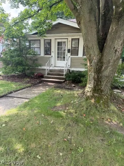 416 N Lyman Street, Wadsworth, OH 44281 - #2