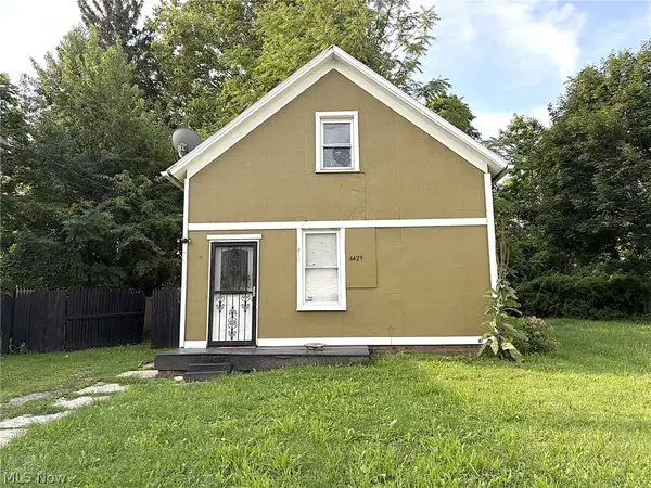 4429 Hyde Avenue, Cleveland Heights, OH 44109