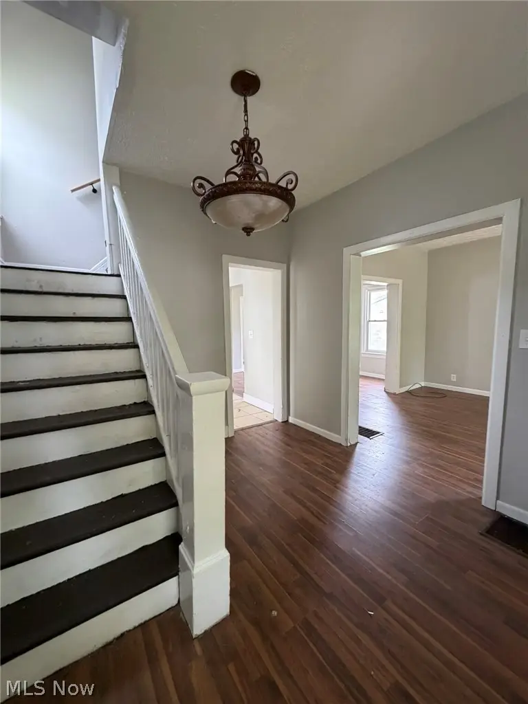 7205 Lawn Avenue, Cleveland, OH 44102 - #3