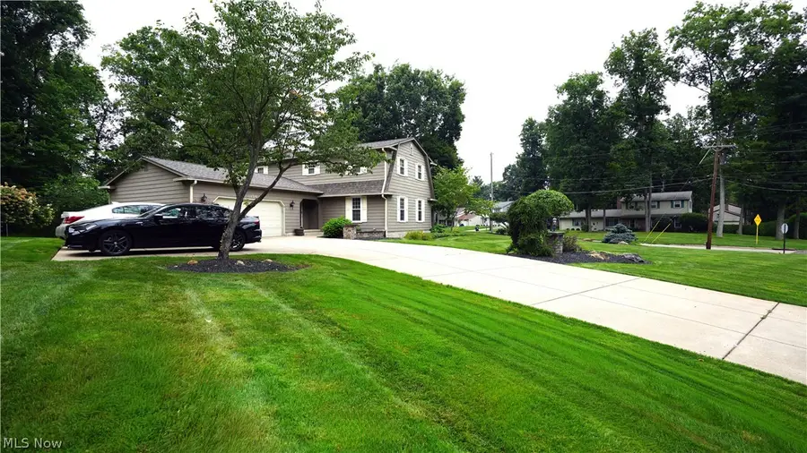 8154 Glenwood Avenue, Boardman, OH 44512 - #2