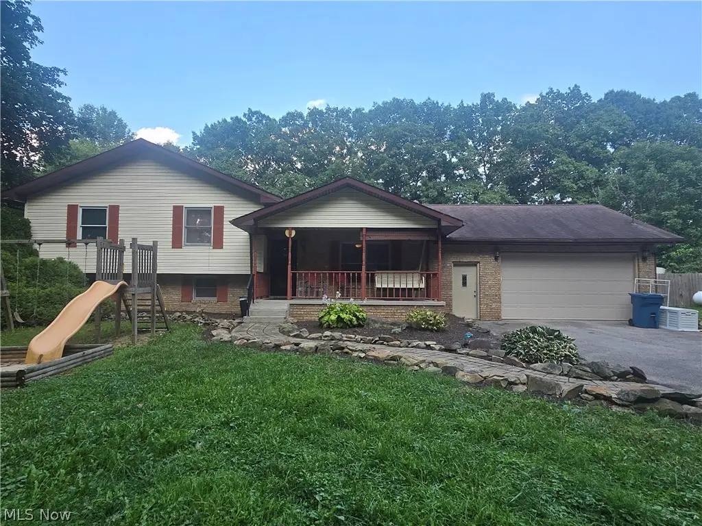 1185 Ellsworth Bailey Sw Road, Lordstown, OH 44481 - #1