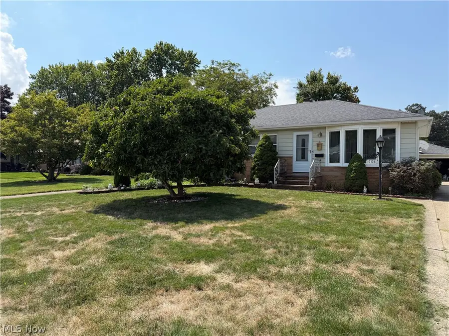 7170 Oakwood Road, Parma, OH 44130 - #2